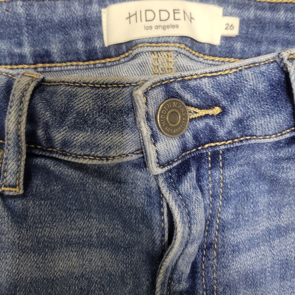 Distressed Hidden Blue Jeans - Picture 2 of 4